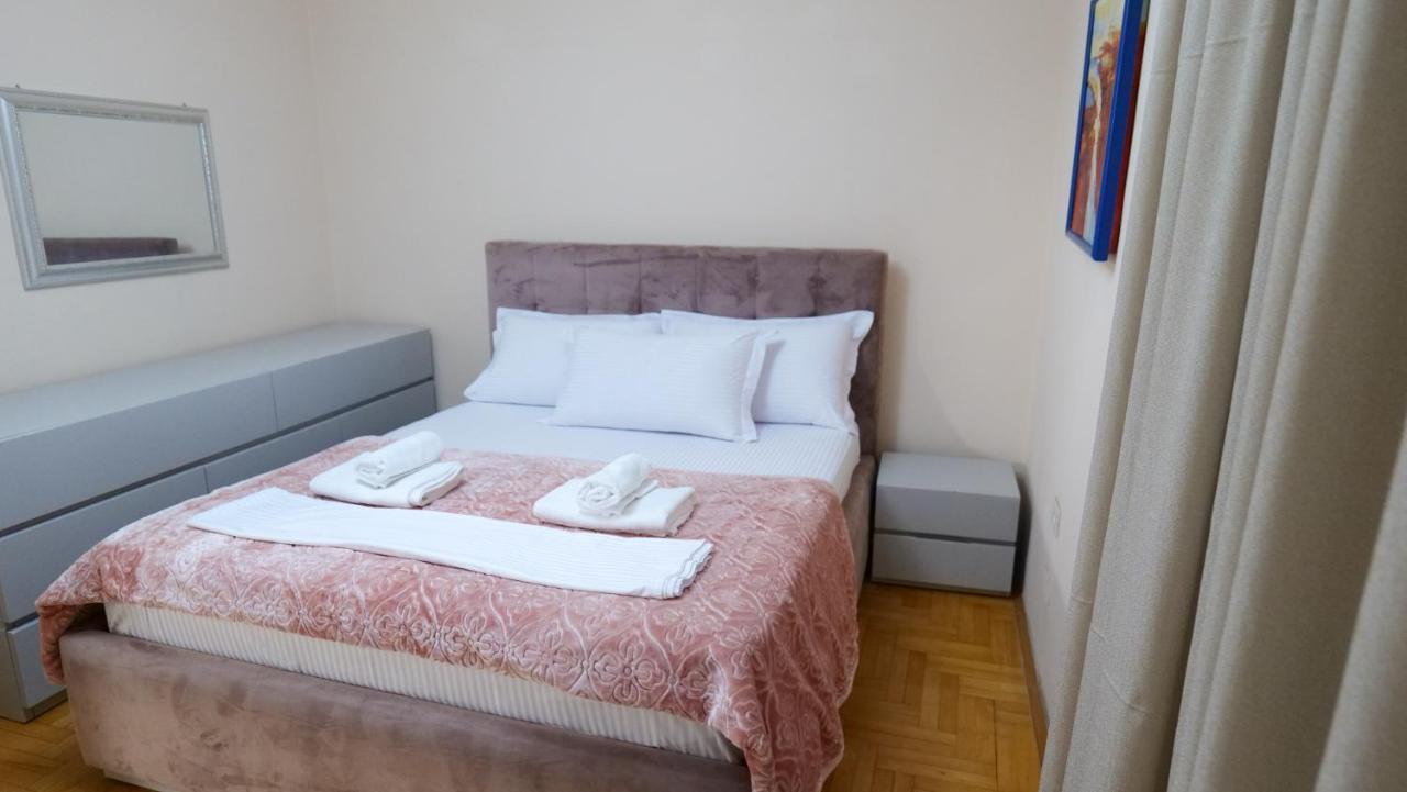 City Center Apartment Niko 04 Tirana Exterior foto
